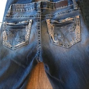 Size 25 R daytrip straight leg